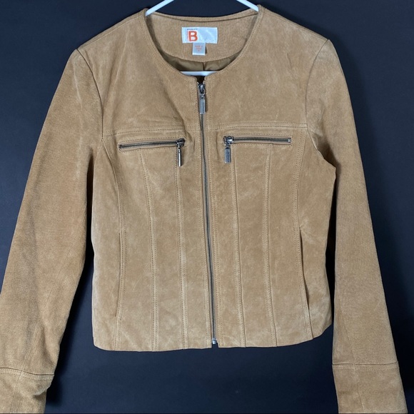 Bernardo collection tan leather suede zipper women’s jacket. Suede coat - Picture 3 of 11